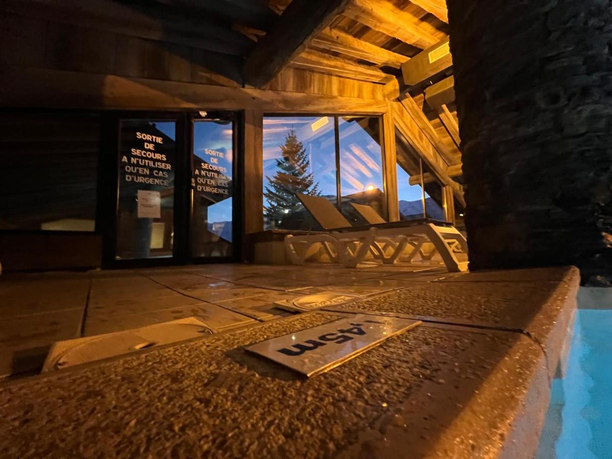 Appartement ski aux pieds dans résidence premium piscine, sauna hamam Saint-Martin-de-Belleville Esterno foto